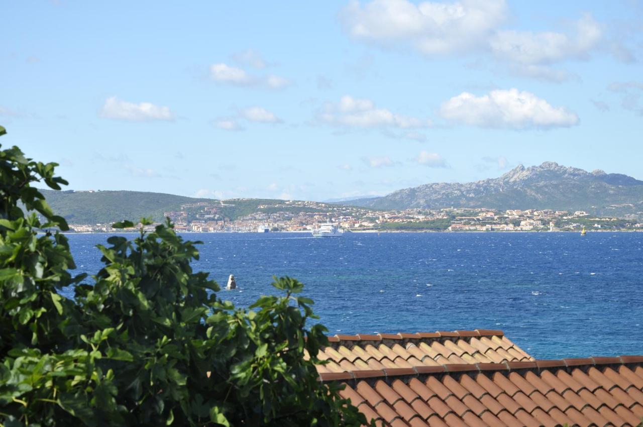 Appartamentino Panoramico...Con Finestra Sul Mare! La Maddalena  Eksteriør bilde