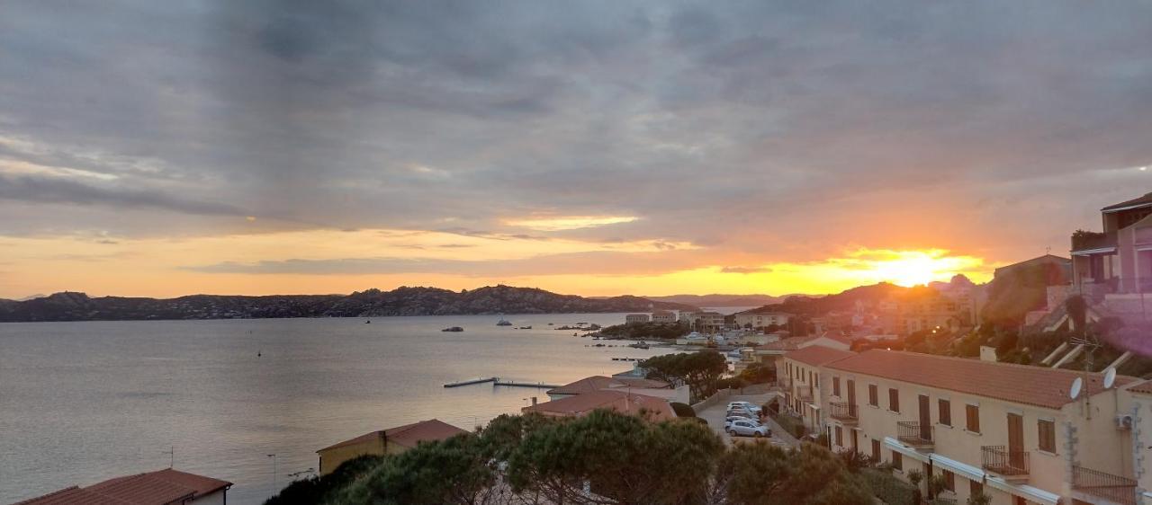 Appartamentino Panoramico...Con Finestra Sul Mare! La Maddalena  Eksteriør bilde