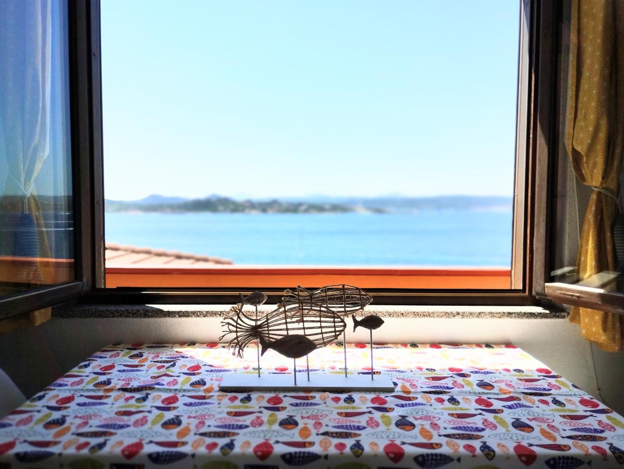Appartamentino Panoramico...Con Finestra Sul Mare! La Maddalena  Eksteriør bilde